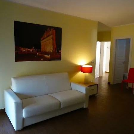 Felicity Hotel apartamentowy 3*